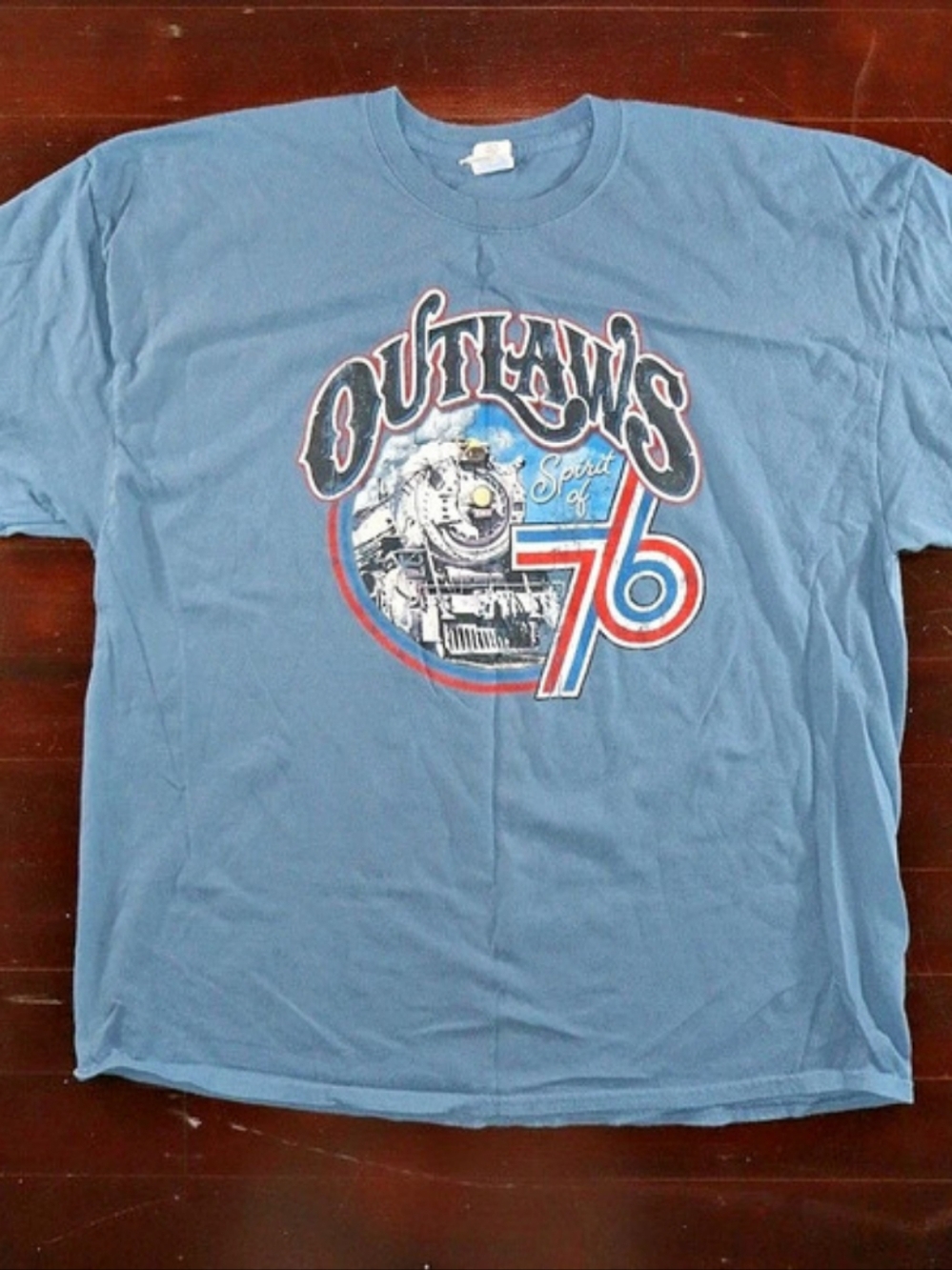 Gildan Lady in Waiting Tour '76 Graphic Tee Blue & Red 2XL